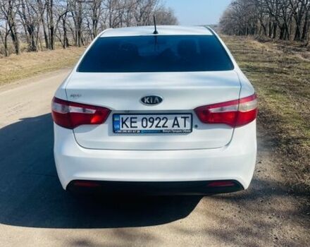 Білий Кіа Ріо, об'ємом двигуна 1.4 л та пробігом 225 тис. км за 6300 $, фото 1 на Automoto.ua