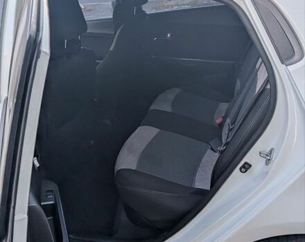 Белый Киа Рио, объемом двигателя 1.6 л и пробегом 160 тыс. км за 8000 $, фото 8 на Automoto.ua