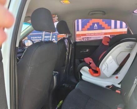 Белый Киа Рио, объемом двигателя 1.59 л и пробегом 124 тыс. км за 7700 $, фото 18 на Automoto.ua