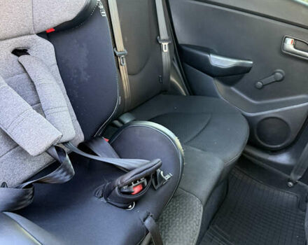 Белый Киа Рио, объемом двигателя 1.4 л и пробегом 118 тыс. км за 7500 $, фото 19 на Automoto.ua