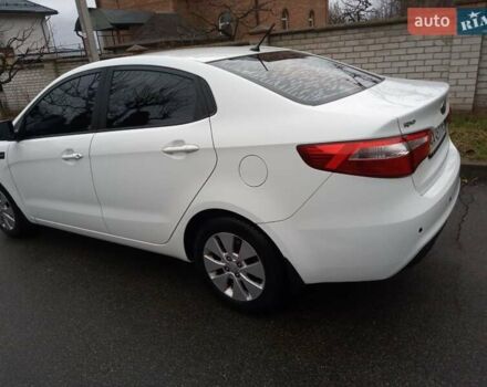 Белый Киа Рио, объемом двигателя 1.6 л и пробегом 42 тыс. км за 7800 $, фото 4 на Automoto.ua