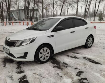 Белый Киа Рио, объемом двигателя 1.4 л и пробегом 98 тыс. км за 8600 $, фото 1 на Automoto.ua