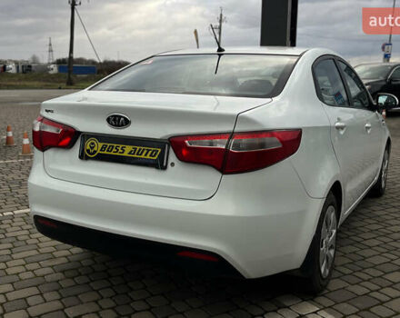 Белый Киа Рио, объемом двигателя 1.4 л и пробегом 200 тыс. км за 6900 $, фото 6 на Automoto.ua