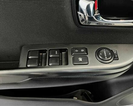 Білий Кіа Ріо, об'ємом двигуна 1.6 л та пробігом 182 тис. км за 7330 $, фото 20 на Automoto.ua