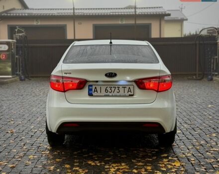 Белый Киа Рио, объемом двигателя 1.6 л и пробегом 160 тыс. км за 8250 $, фото 5 на Automoto.ua