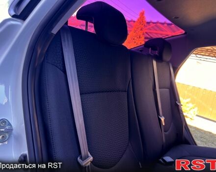 Белый Киа Рио, объемом двигателя 1.6 л и пробегом 48 тыс. км за 10200 $, фото 11 на Automoto.ua