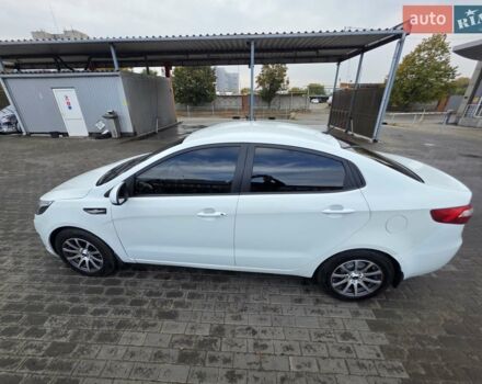 Белый Киа Рио, объемом двигателя 1.4 л и пробегом 288 тыс. км за 6500 $, фото 15 на Automoto.ua