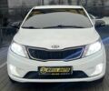 Белый Киа Рио, объемом двигателя 1.6 л и пробегом 150 тыс. км за 7100 $, фото 1 на Automoto.ua
