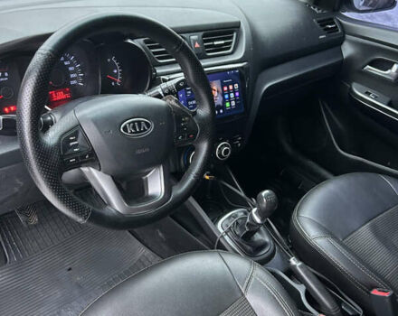 Белый Киа Рио, объемом двигателя 1.4 л и пробегом 315 тыс. км за 5300 $, фото 6 на Automoto.ua