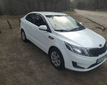 Білий Кіа Ріо, об'ємом двигуна 1.4 л та пробігом 158 тис. км за 6500 $, фото 8 на Automoto.ua
