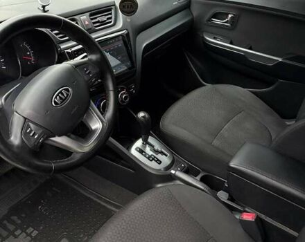 Білий Кіа Ріо, об'ємом двигуна 1.6 л та пробігом 91 тис. км за 8600 $, фото 2 на Automoto.ua