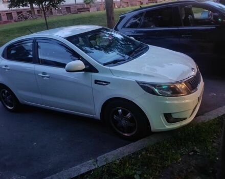 Белый Киа Рио, объемом двигателя 1.4 л и пробегом 90 тыс. км за 8600 $, фото 3 на Automoto.ua