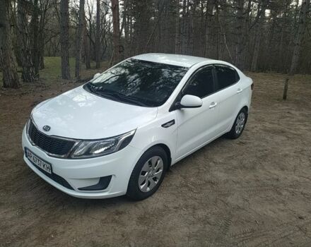 Білий Кіа Ріо, об'ємом двигуна 1.4 л та пробігом 158 тис. км за 6500 $, фото 5 на Automoto.ua