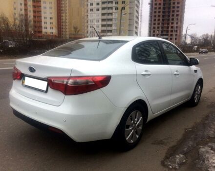 Білий Кіа Ріо, об'ємом двигуна 1.6 л та пробігом 96 тис. км за 9999 $, фото 4 на Automoto.ua