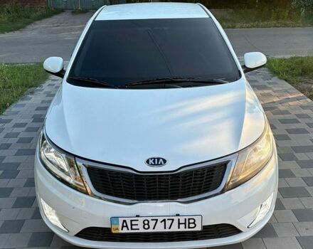Белый Киа Рио, объемом двигателя 1.4 л и пробегом 173 тыс. км за 7000 $, фото 1 на Automoto.ua