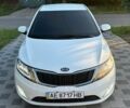 Белый Киа Рио, объемом двигателя 1.4 л и пробегом 173 тыс. км за 7000 $, фото 1 на Automoto.ua