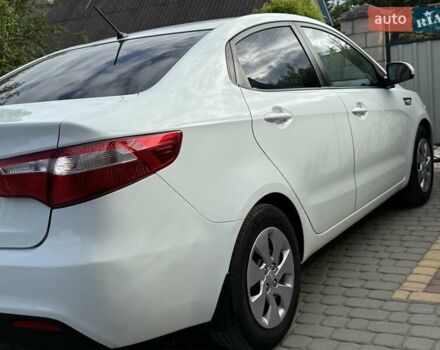Белый Киа Рио, объемом двигателя 1.6 л и пробегом 82 тыс. км за 9600 $, фото 28 на Automoto.ua