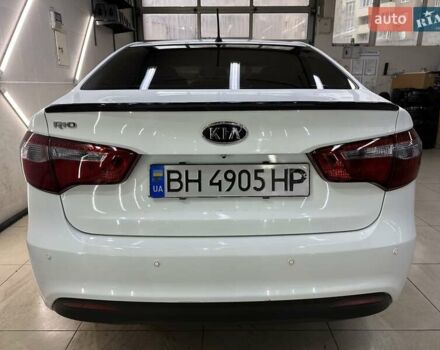 Белый Киа Рио, объемом двигателя 1.59 л и пробегом 112 тыс. км за 8700 $, фото 5 на Automoto.ua