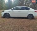 Белый Киа Рио, объемом двигателя 1.4 л и пробегом 253 тыс. км за 7050 $, фото 2 на Automoto.ua