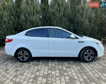 Белый Киа Рио, объемом двигателя 1.4 л и пробегом 143 тыс. км за 6500 $, фото 47 на Automoto.ua