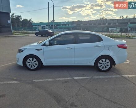 Білий Кіа Ріо, об'ємом двигуна 1.6 л та пробігом 196 тис. км за 7950 $, фото 4 на Automoto.ua