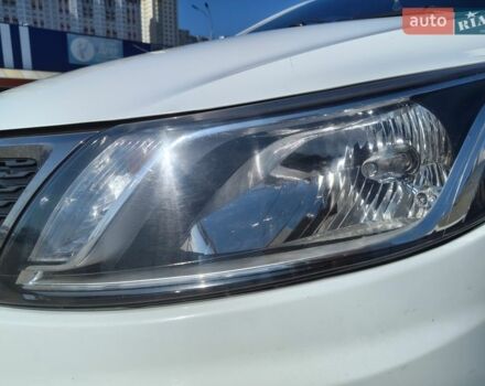 Белый Киа Рио, объемом двигателя 1.59 л и пробегом 124 тыс. км за 7700 $, фото 11 на Automoto.ua