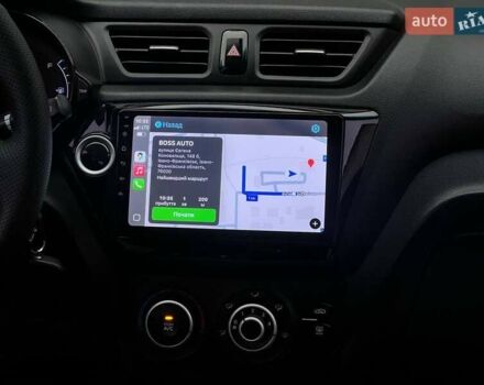 Белый Киа Рио, объемом двигателя 1.59 л и пробегом 150 тыс. км за 7100 $, фото 13 на Automoto.ua