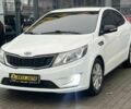 Белый Киа Рио, объемом двигателя 1.6 л и пробегом 150 тыс. км за 7100 $, фото 2 на Automoto.ua