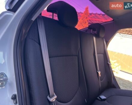 Білий Кіа Ріо, об'ємом двигуна 1.6 л та пробігом 48 тис. км за 10200 $, фото 21 на Automoto.ua