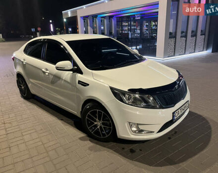 Белый Киа Рио, объемом двигателя 1.6 л и пробегом 163 тыс. км за 8500 $, фото 5 на Automoto.ua