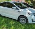 Білий Кіа Ріо, об'ємом двигуна 1.4 л та пробігом 220 тис. км за 7300 $, фото 5 на Automoto.ua