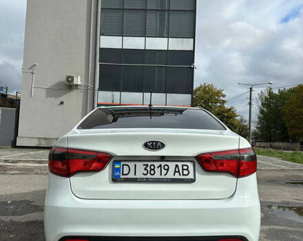 Белый Киа Рио, объемом двигателя 1.59 л и пробегом 149 тыс. км за 7800 $, фото 2 на Automoto.ua