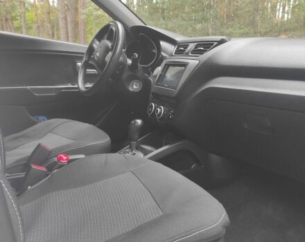 Белый Киа Рио, объемом двигателя 1.4 л и пробегом 253 тыс. км за 7050 $, фото 6 на Automoto.ua