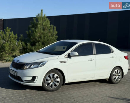 Белый Киа Рио, объемом двигателя 1.4 л и пробегом 118 тыс. км за 7500 $, фото 3 на Automoto.ua