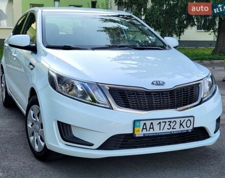 Белый Киа Рио, объемом двигателя 1.4 л и пробегом 143 тыс. км за 9350 $, фото 3 на Automoto.ua