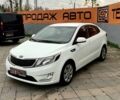 Білий Кіа Ріо, об'ємом двигуна 1.6 л та пробігом 123 тис. км за 8508 $, фото 3 на Automoto.ua
