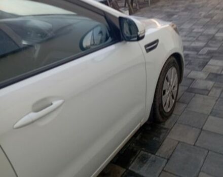 Білий Кіа Ріо, об'ємом двигуна 1.6 л та пробігом 150 тис. км за 7000 $, фото 19 на Automoto.ua