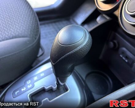 Белый Киа Рио, объемом двигателя 1.6 л и пробегом 48 тыс. км за 10200 $, фото 10 на Automoto.ua