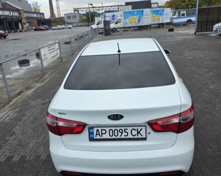Белый Киа Рио, объемом двигателя 1.4 л и пробегом 288 тыс. км за 6500 $, фото 10 на Automoto.ua