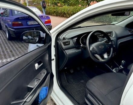 Білий Кіа Ріо, об'ємом двигуна 1.4 л та пробігом 118 тис. км за 6899 $, фото 4 на Automoto.ua