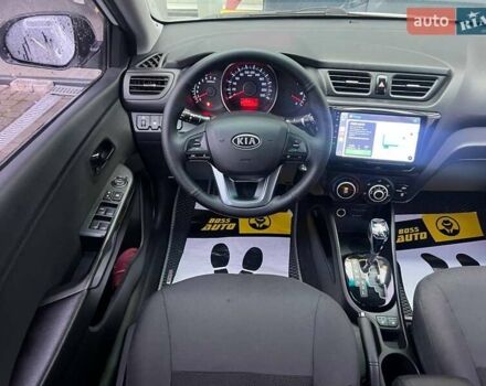 Белый Киа Рио, объемом двигателя 1.59 л и пробегом 150 тыс. км за 7100 $, фото 11 на Automoto.ua