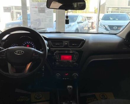 Білий Кіа Ріо, об'ємом двигуна 1.6 л та пробігом 182 тис. км за 7330 $, фото 15 на Automoto.ua