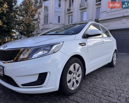 Белый Киа Рио, объемом двигателя 1.4 л и пробегом 81 тыс. км за 7499 $, фото 3 на Automoto.ua