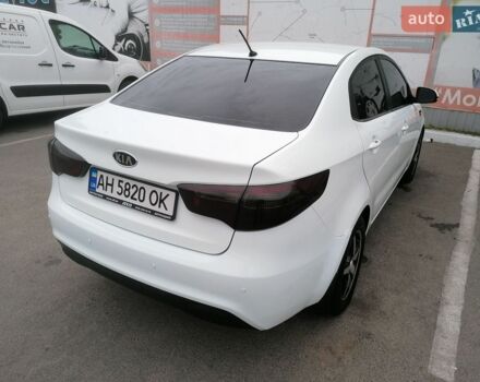 Білий Кіа Ріо, об'ємом двигуна 1.59 л та пробігом 223 тис. км за 6500 $, фото 3 на Automoto.ua