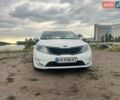 Белый Киа Рио, объемом двигателя 1.6 л и пробегом 200 тыс. км за 7500 $, фото 5 на Automoto.ua