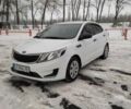 Білий Кіа Ріо, об'ємом двигуна 1.4 л та пробігом 98 тис. км за 8600 $, фото 3 на Automoto.ua
