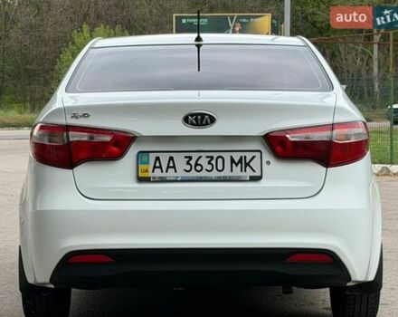 Белый Киа Рио, объемом двигателя 1.4 л и пробегом 167 тыс. км за 7200 $, фото 3 на Automoto.ua
