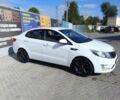 Білий Кіа Ріо, об'ємом двигуна 1.4 л та пробігом 203 тис. км за 6500 $, фото 5 на Automoto.ua