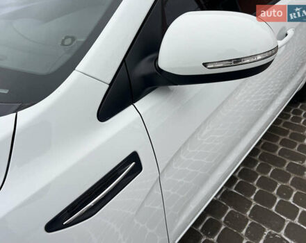 Белый Киа Рио, объемом двигателя 1.6 л и пробегом 42 тыс. км за 9700 $, фото 25 на Automoto.ua