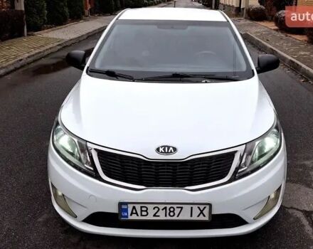 Белый Киа Рио, объемом двигателя 1.4 л и пробегом 0 тыс. км за 6300 $, фото 3 на Automoto.ua